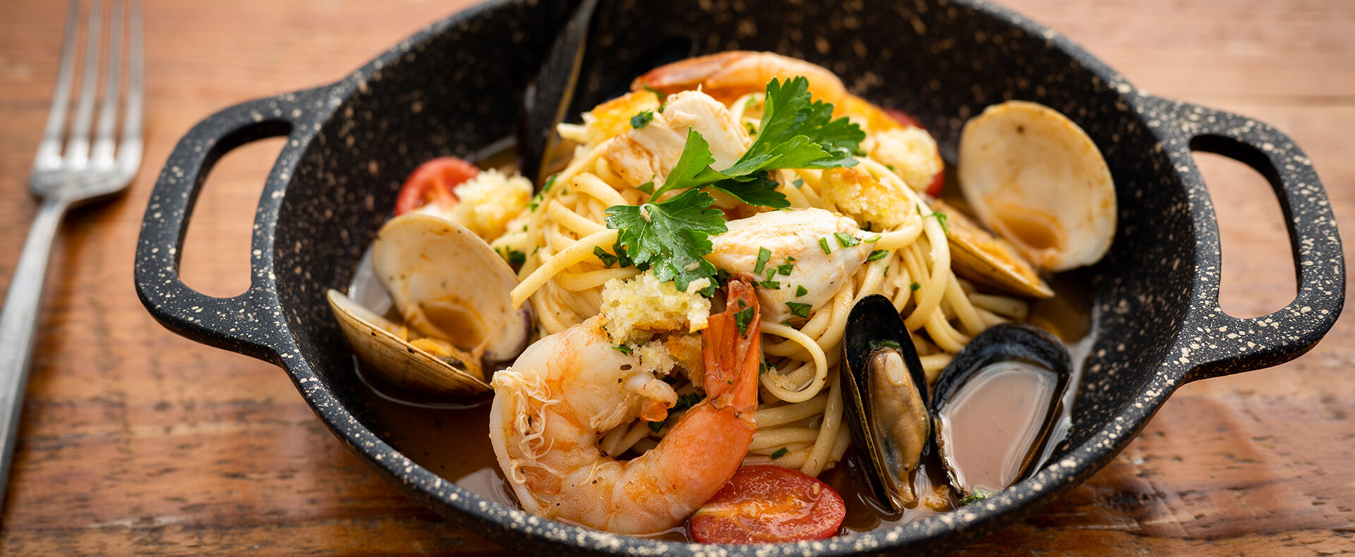 Bark 'N Brine casual fare