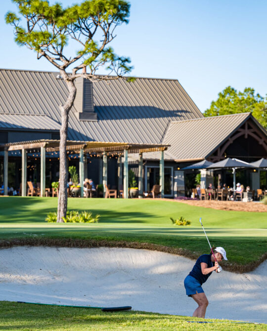 Shark's Tooth clubhouse and golf course experience