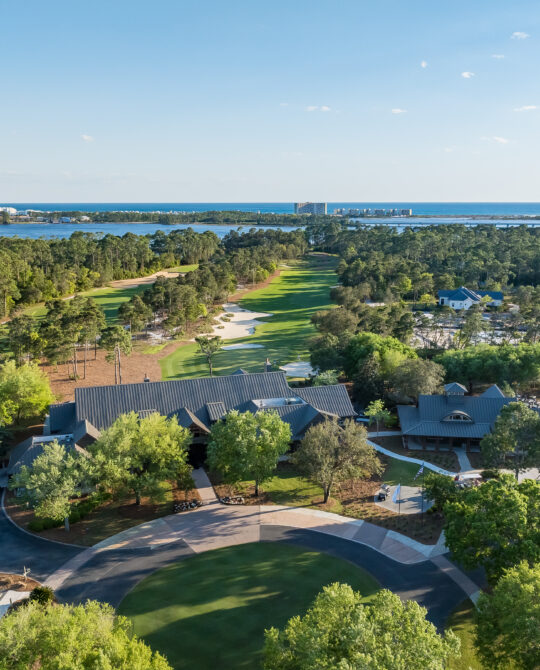 Shark's Tooth clubhouse and golf course experience